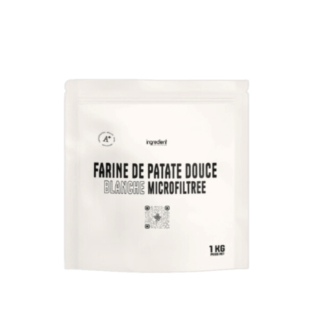 Farine de patate douce blanche, sans gluten, riche en fibres, idéale pour shakes et recettes saines.